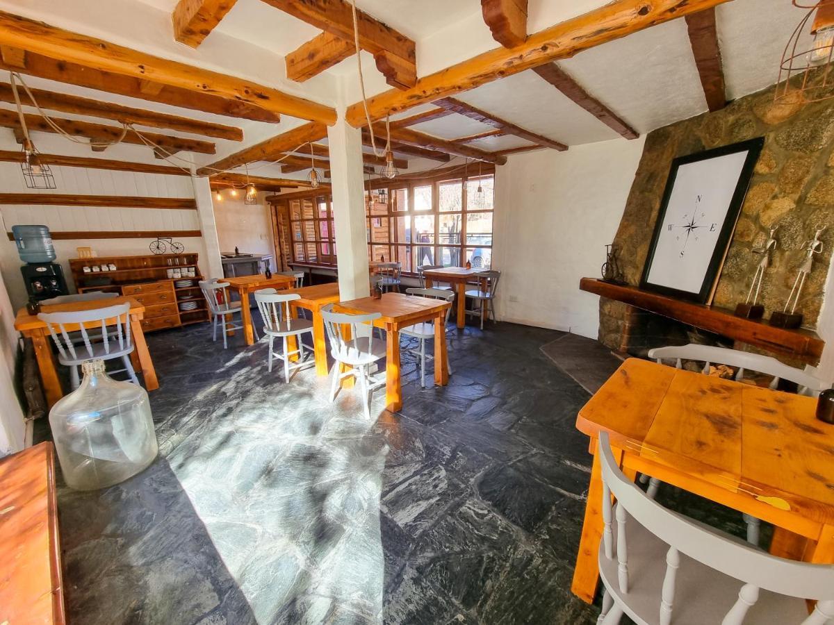 Hosteria Las Lucarnas San Martín de los Andes Buitenkant foto